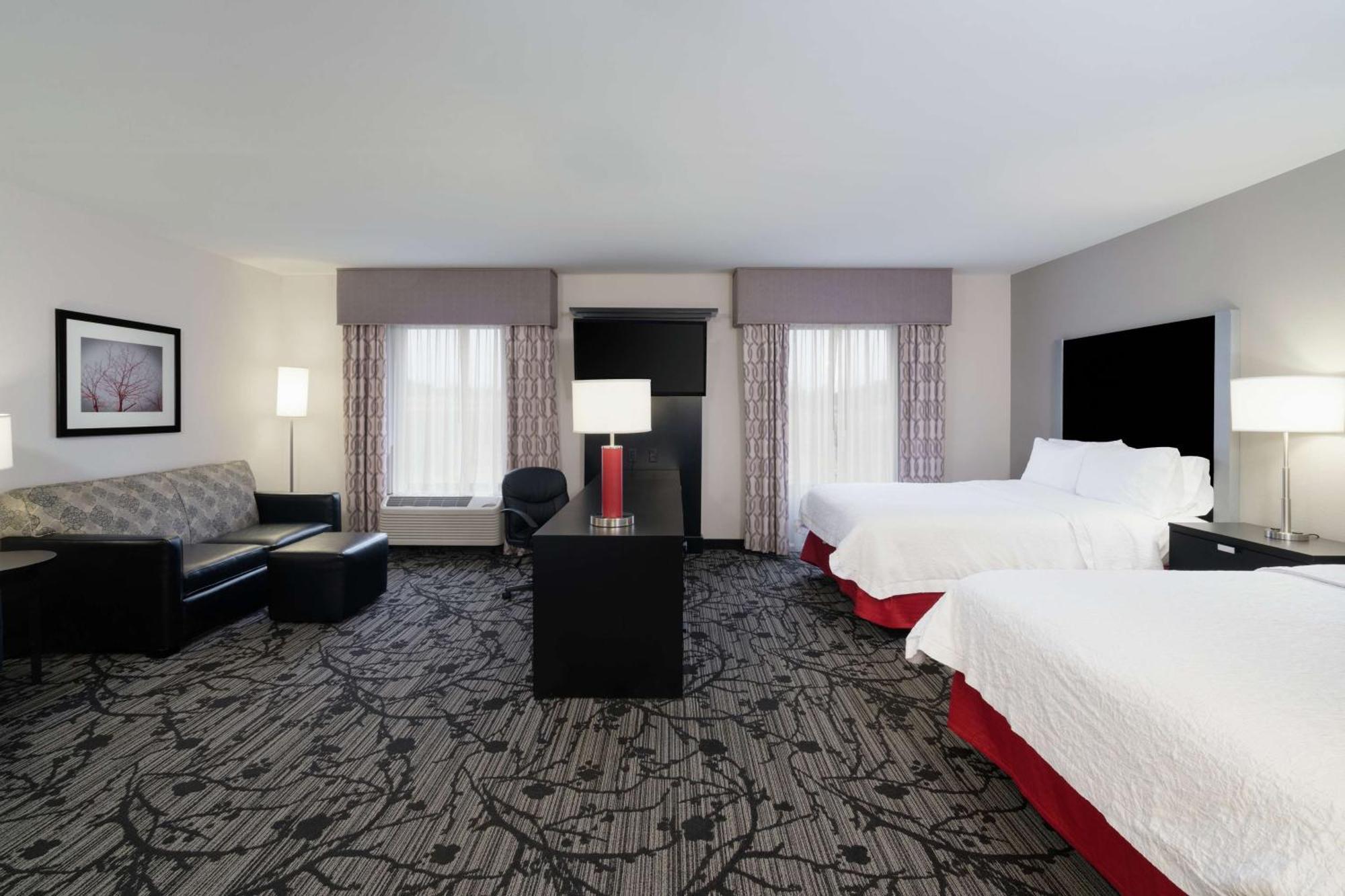 Hampton Inn And Suites Roanoke Airport/Valley View Mall Exteriör bild