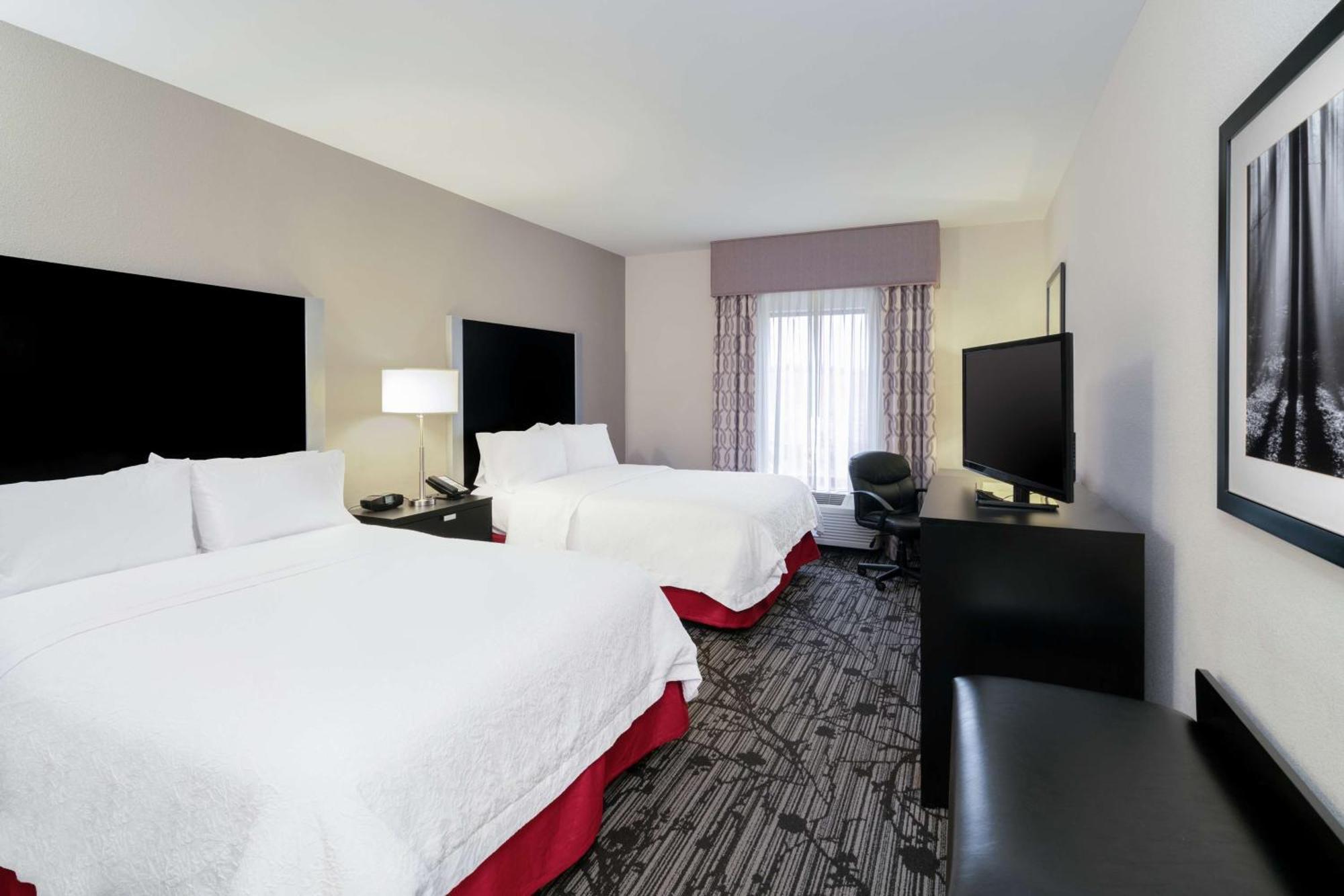 Hampton Inn And Suites Roanoke Airport/Valley View Mall Exteriör bild